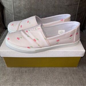 Isaac Mizrahi Rossi Casual Comfort Pink Cherry Print Slip-On Sneakers Size 10